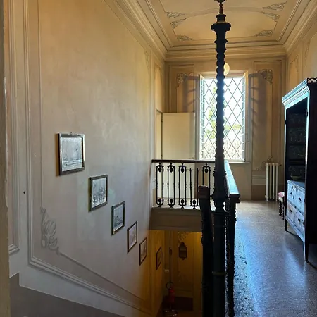 Dimora Pani E Tulipani Maison d'hôtes Modène